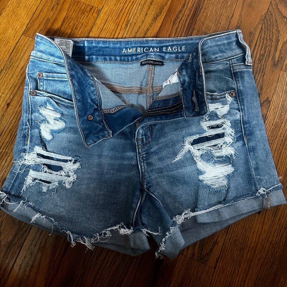 American eagle jean shorts.